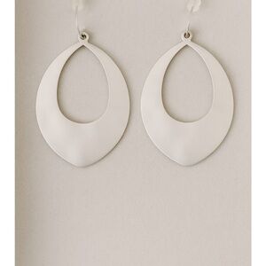 Elegant Silver Teardrop Earrings